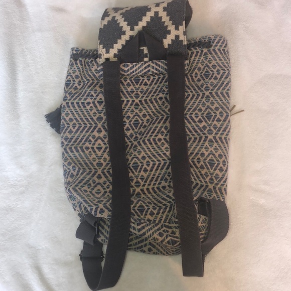 Patterned Backpack - Picture 3 of 5